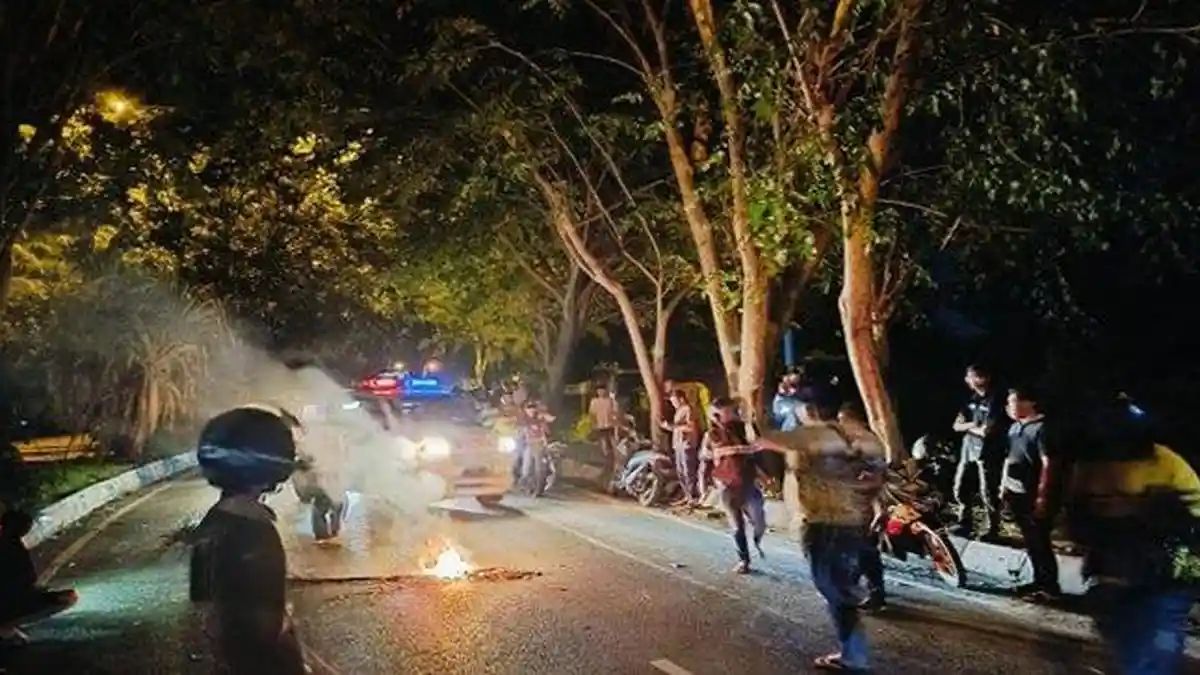 Seniman Debus Aceh Bang Jal Meninggal Dunia dalam Kecelakaan di Ulee Lheu