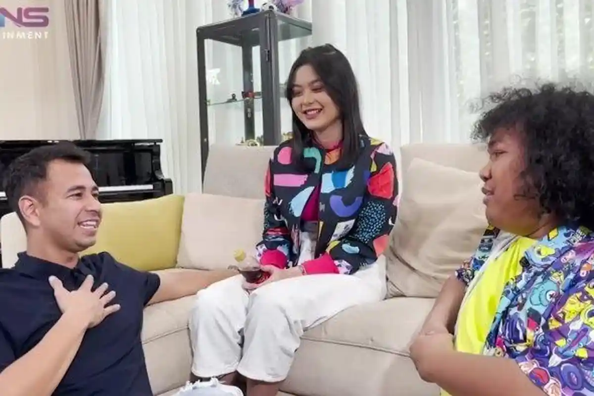 Marshel Widianto tak Malu Pakaikan Anaknya Baju Bekas Cipung, Akui Berterima Kasih pada Raffi Ahmad