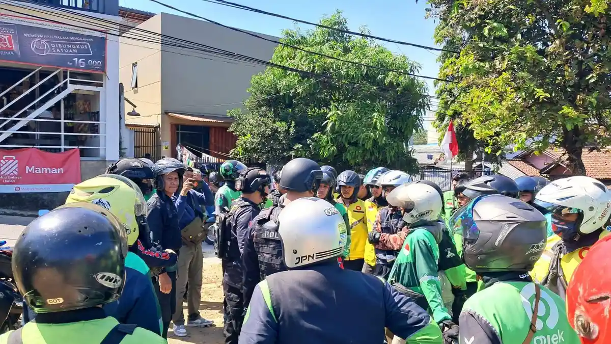 Kisruh Ojol dan Opang di Pasir Impun Bandung Berakhir Damai, Begini Awalnya