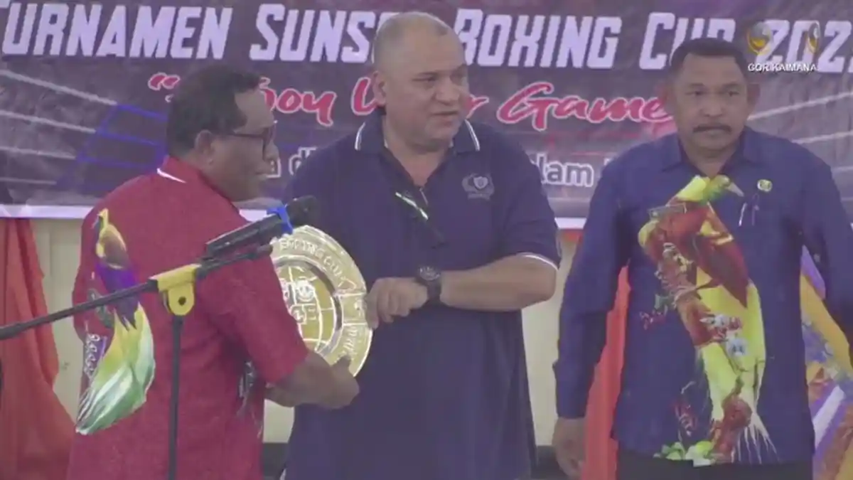 127 Petinju Mulai Bertarung di Sunset Boxing Cup 2025 Kaimana Papua Barat