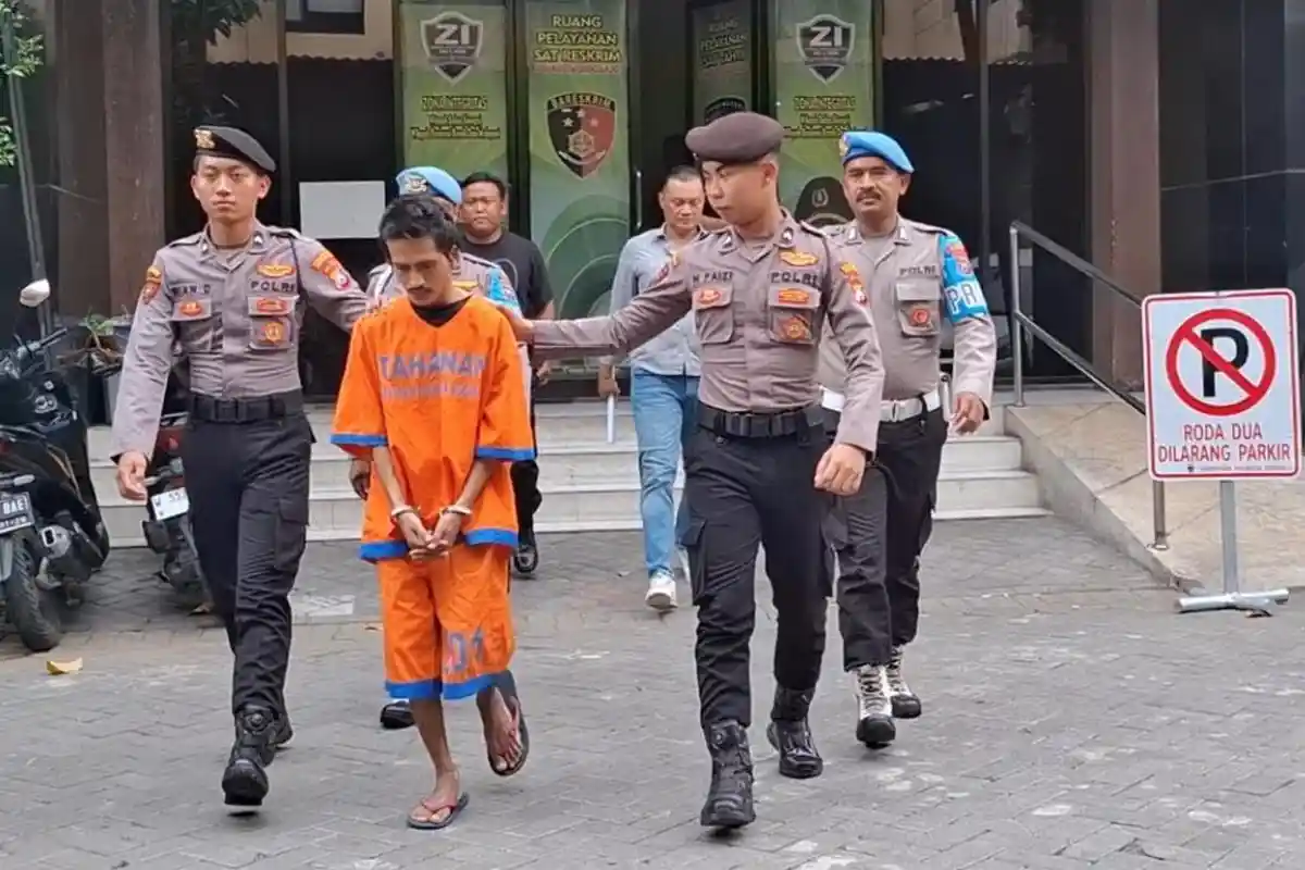 Bukan Karena Ponsel, ini Motif Anak Bunuh Ibu Kandung di Sidoarjo, Singgung Beli Sembako