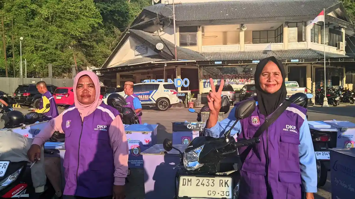 Cerita Maryam Kialo dan Isma Albaki, Penjual Ikan Terima Motor Coolbox dari Pemprov Gorontalo
