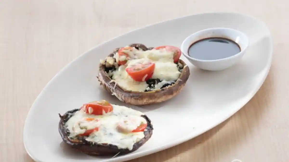 Resep Jamur Panggang Keju - Cuma 30 Menit Kamu Bisa Nikmati Melting Cheese di Kantor!