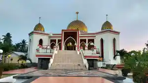 Masjid-Agung-Baiturahman-Boalemo-Gorontalo-FOTO-Nawir-Islim.jpg