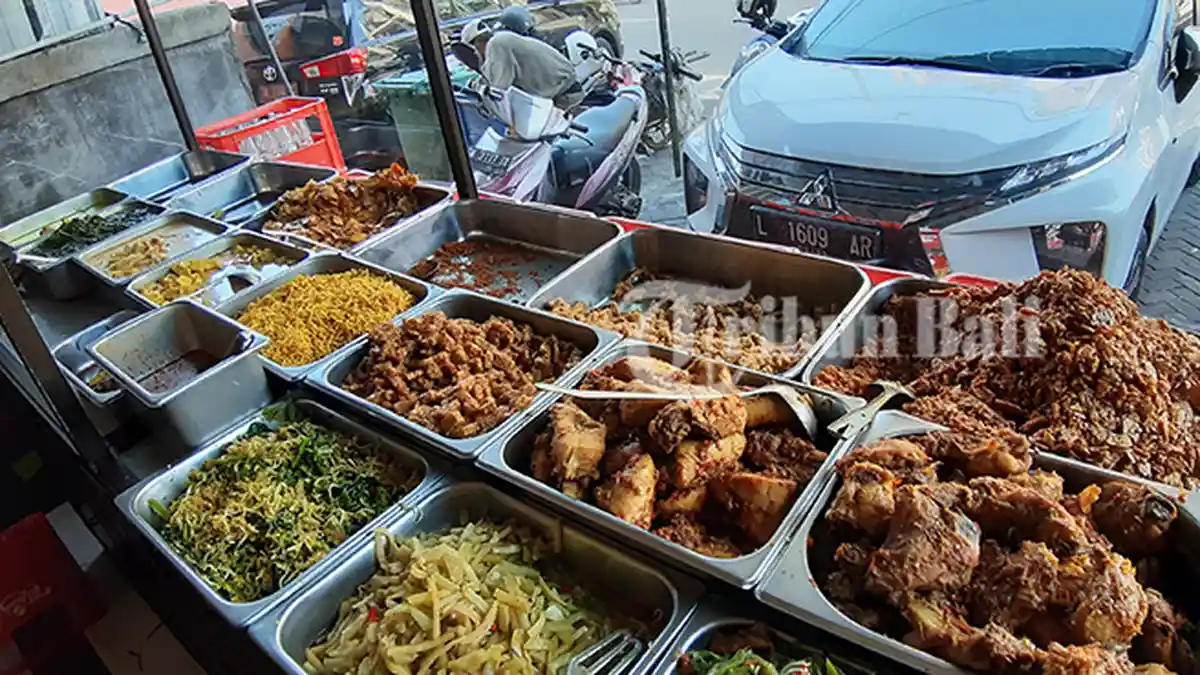 Kuliner Bali, Nasi Pedas Bu Andika, Harga Mulai Rp 15 Ribu Buka 24 Jam