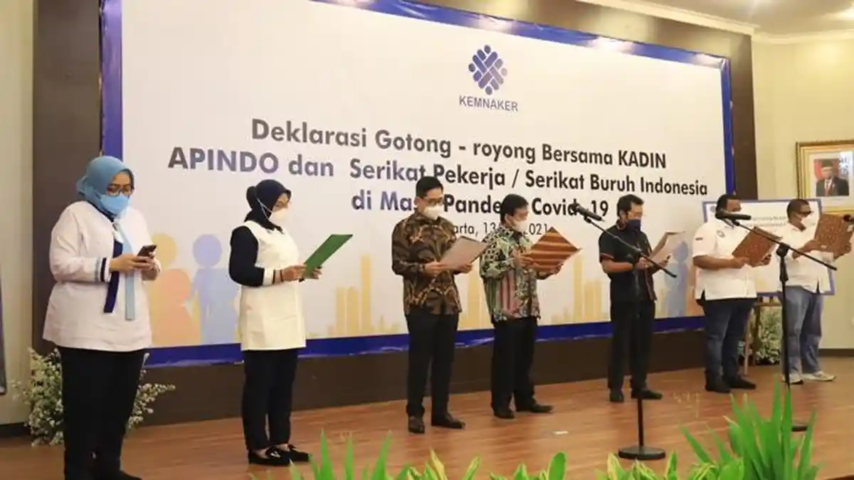 Kemnaker, Apindo, Kadin, dan Pekerja Gelar Deklarasi Gotong Royong