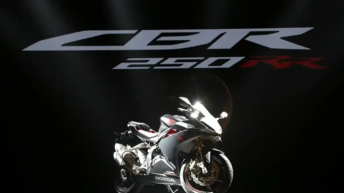 Honda CBR250RR Tawarkan Standar Motor Premium Baru di Kelas 250 cc - cbr_20160728_180602.jpg