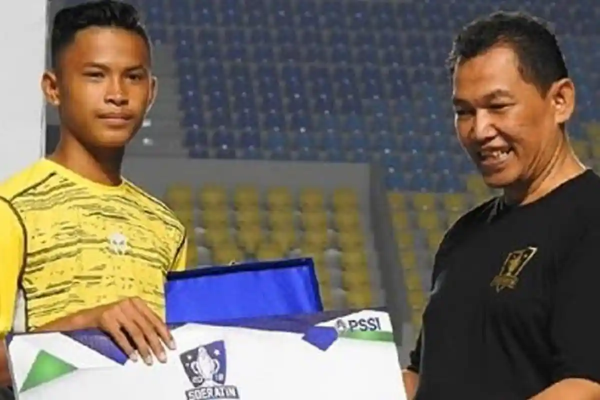 Tampil Gemilang di Piala Soeratin U-15, Krisna Sulistia Dipanggil Program Garuda Select di Inggris