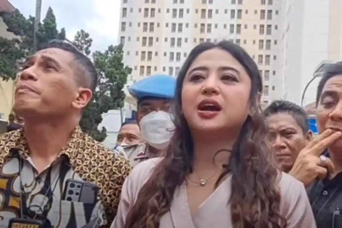 Akibat Perkataan Haters, Dewi Perssik Akui Kehilangan Dua Pekerjaan Besar