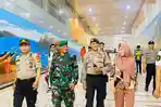 polres-maros-tni-au-dan-posko-pelayanan-operasi-lilin-bandara-melakukan-patroli-gabungan.jpg