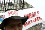 Ratusan Persatuan Guru Seluruh Indonesia (PGSI) Demo di DPR RI