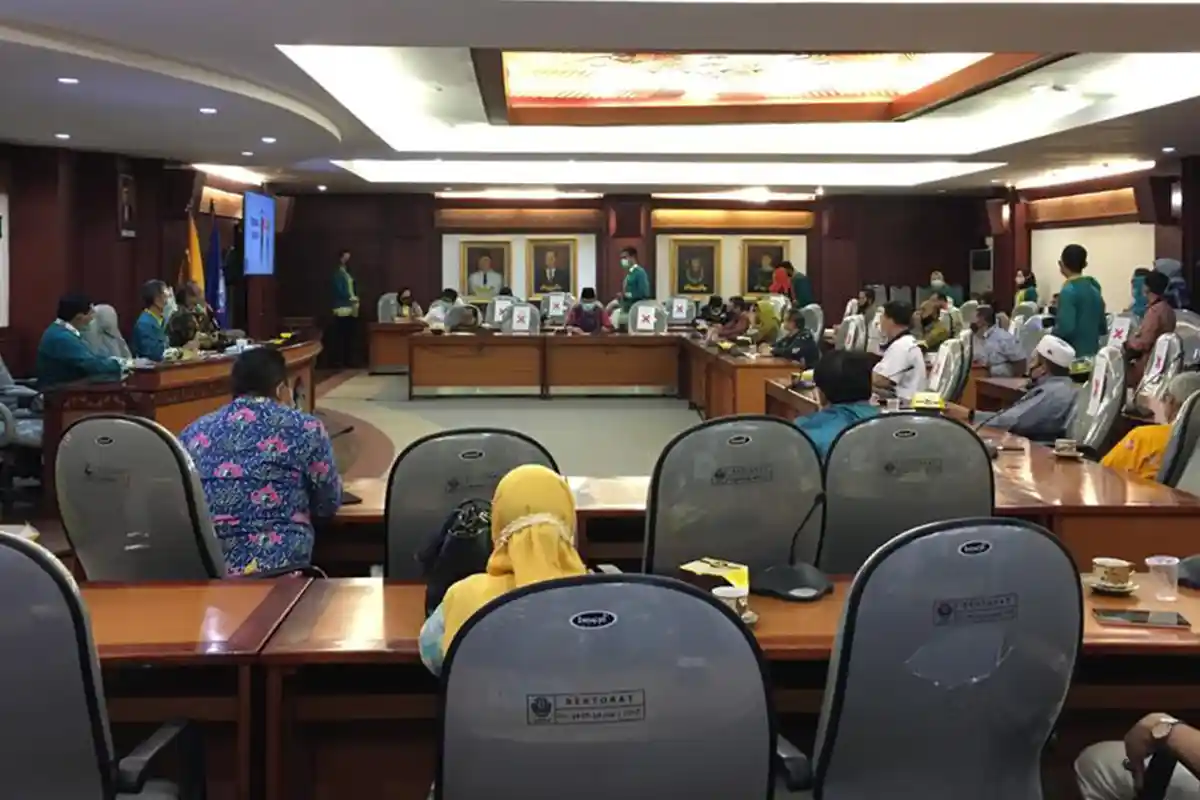 Forum Rektor Lampung Masih Lakukan Pengkajian Sikapi UU Cipta Kerja