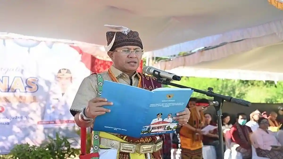 Pimpin Upacara Hardiknas 2026, Bupati Kupang Tekankan Pendidikan Inklusif dan Berkualitas