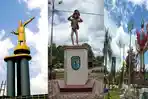 Sejumlah-Tugu-yang-terletak-di-Kabupaten-Sintang111.jpg