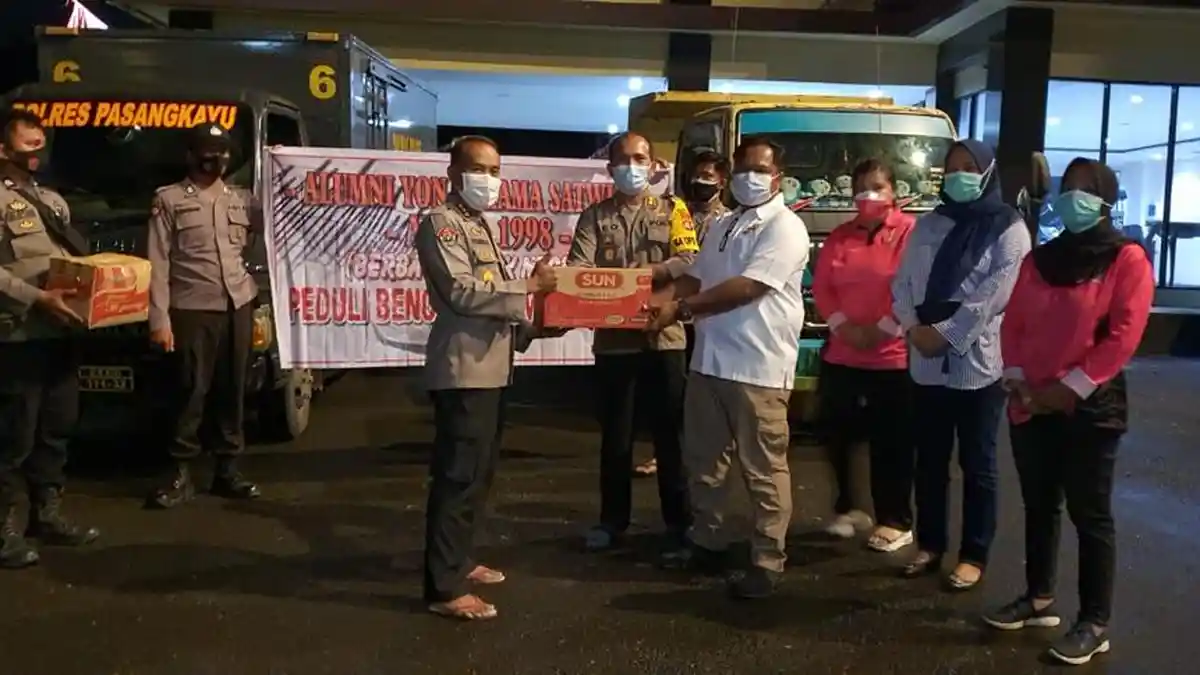 Alumni Akpol 1998 Salurkan Bantuan ke Korban Gempa Sulbar