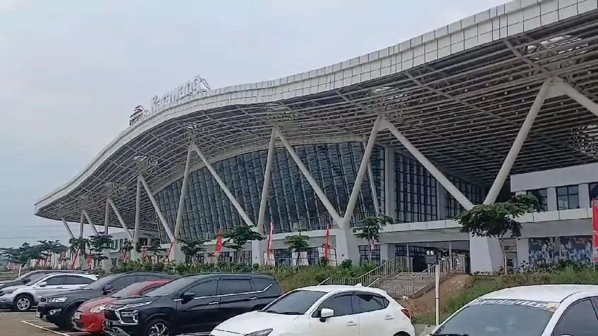 Stasiun Whoosh Karawang Resmi Beroperasi, Begini Suasana dan Pendapat Warga
