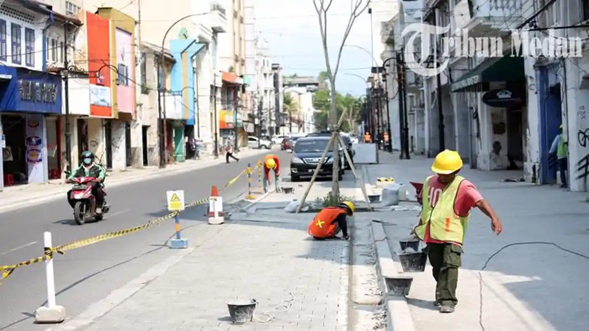 Berita Foto:  Selesai Bulan Oktober, Bobby Nasution Targetkan Revitalisasi Kawasan Kota Lama Kesawan - 04052023_REVITALISASI-KESAWAN_ABDAN-SYAKURO-7.jpg