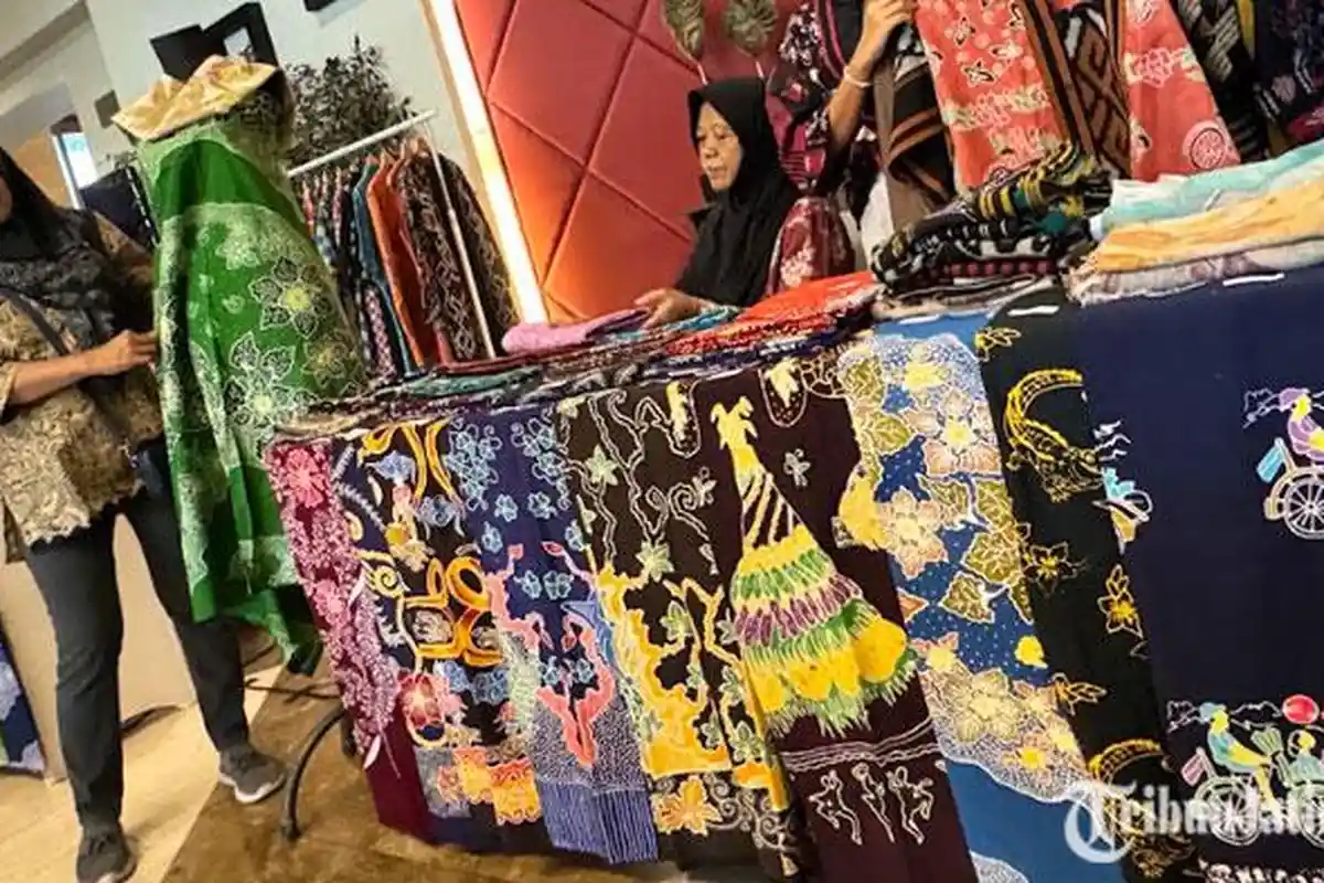 Batik Surabaya Semakin Beragam, Motif Parade Becak dan Ludruk Tarik Minat Anak Muda