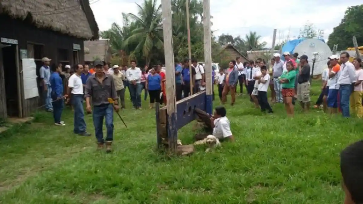 Bohongi Rakyat, Wali Kota Ini Dipasung (Ketiga Kalinya)