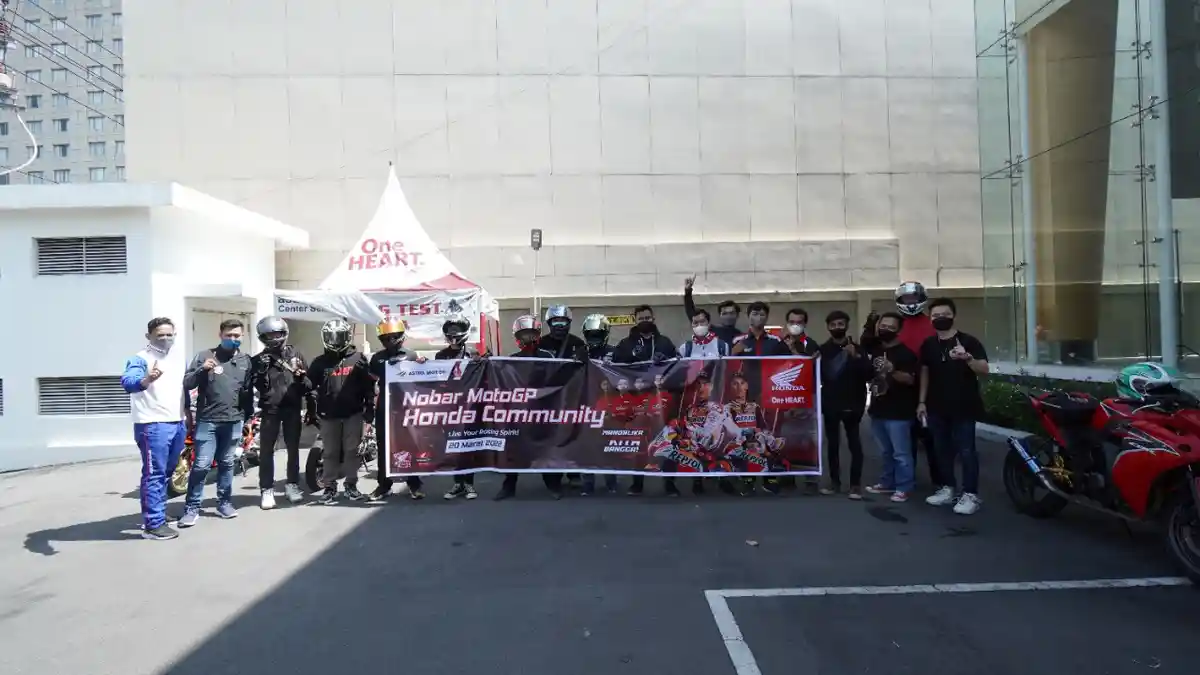 Nobar MotoGP Bareng Komunitas CBR di Piston Cafe Astra Motor Center Semarang