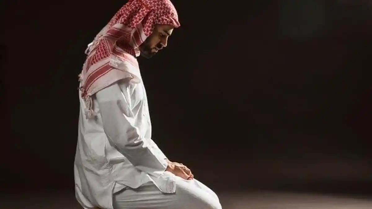 Niat dan Tata Cara Salat Hajat Agar Keinginan Diijabah Allah SWT