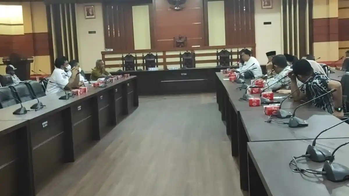 Kompak! DPRD & Dinas Perhubungan Sulawesi Tenggara Minta Polisi Berantas Preman Pelabuhan Amolengu
