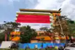 RSSA Malang Bentangkan Bendera Raksasa