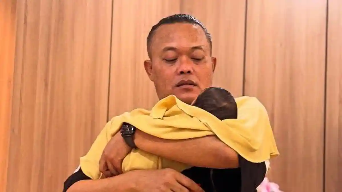 Sule Tak Ambil Pusing Soal Isu Sang Cucu Lahir Lebih Cepat