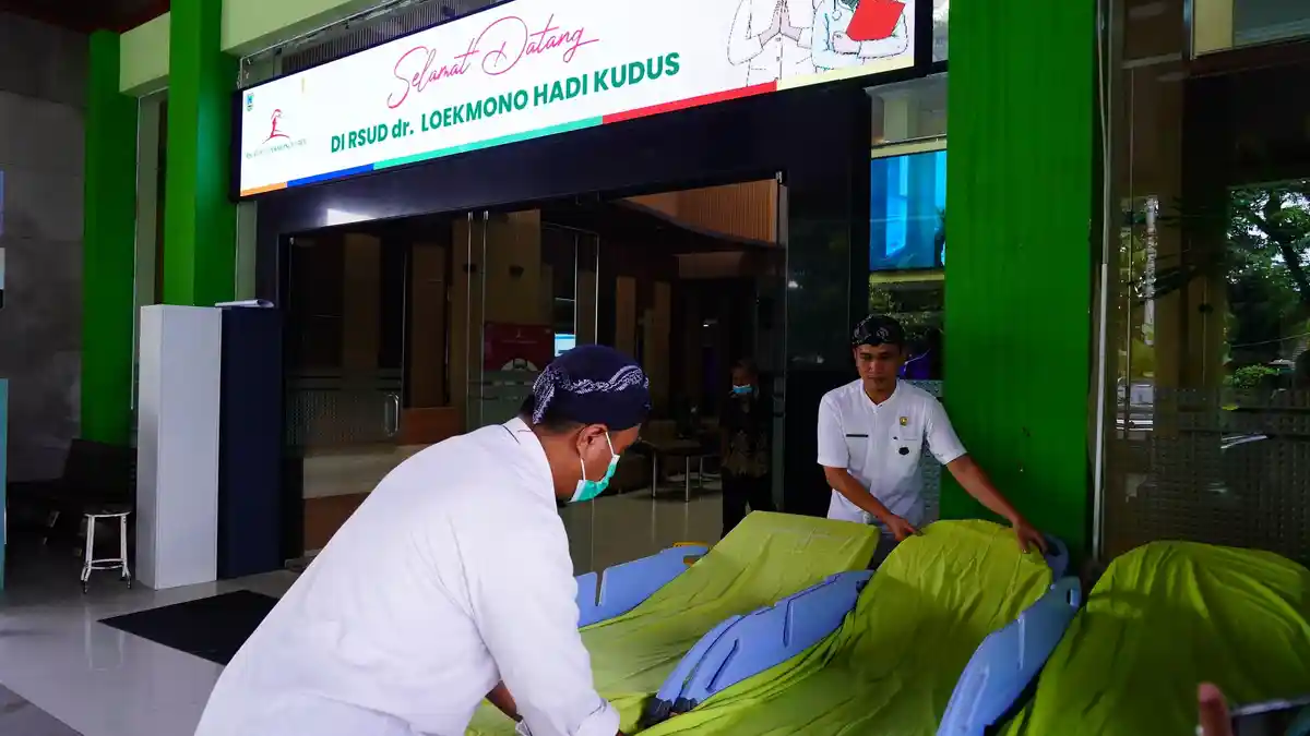 RSUD dr. Loekmono Hadi Kudus Gratiskan Biaya Perawatan Korban Banjir