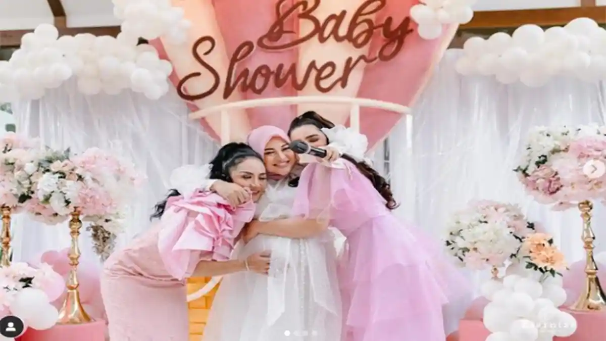 HARI Bahagia Aurel-Atta Halilintar! Ashanty dan Krisdayanti Jadi Nenek, Anang Hermansyah Jadi Kakek