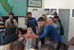 Gubernur-Sumut-Bobby-Nasution-saat-menemui-keluarga.jpg