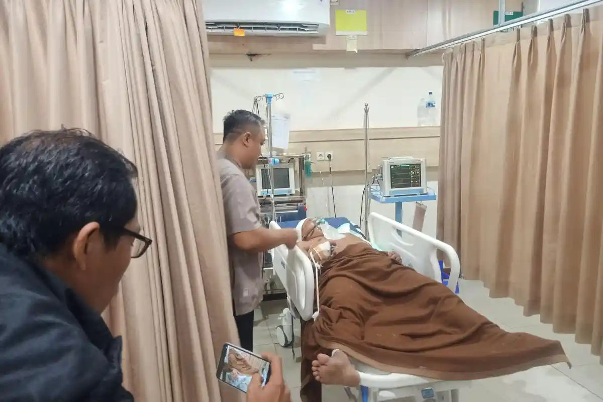 4 Polisi Terluka Buntut Bentrok Ormas Saat Rizieq Shihab Ceramah di Pemalang