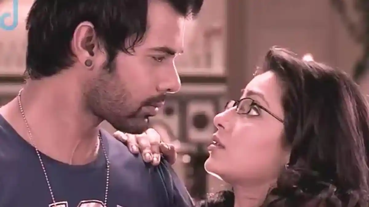 Episode 75 Lonceng Cinta Hari Ini - Heboh! Tanu Mengaku Ia Hamil Anak Abhi?!