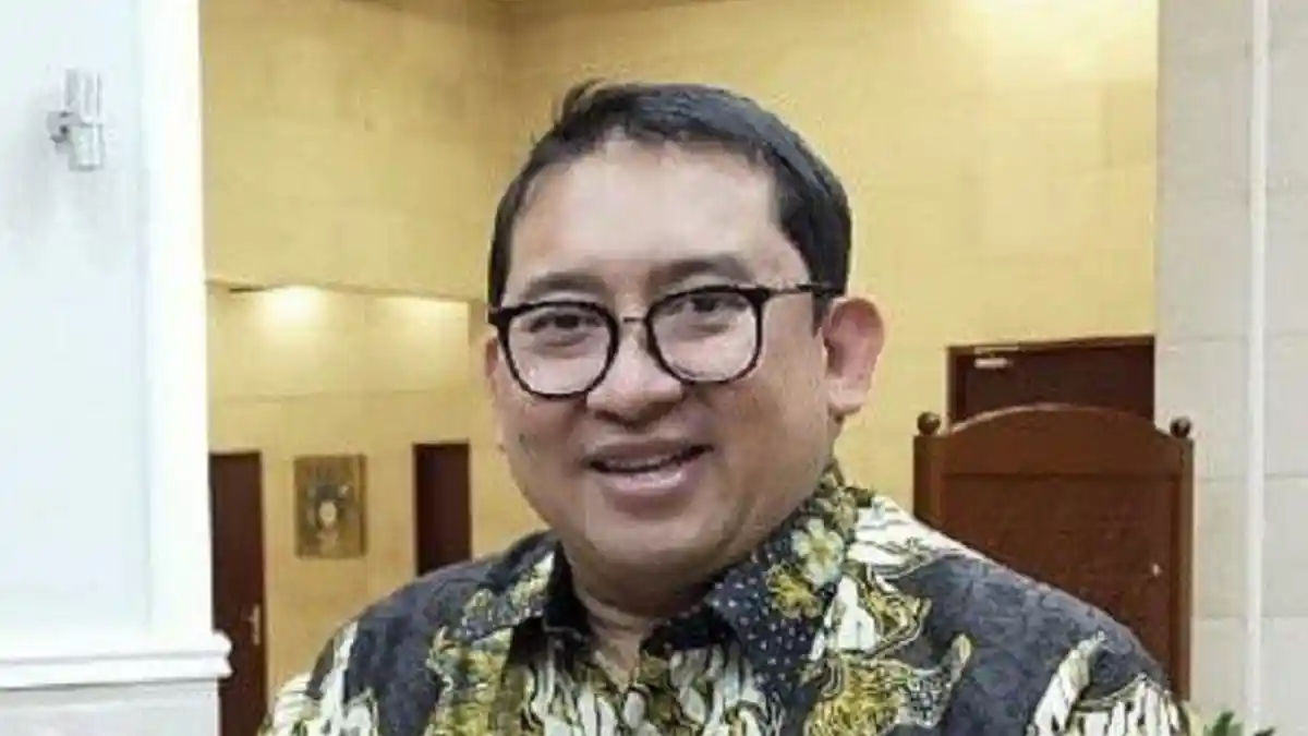Kritikan Pedas Fadli Zon Terhadap Maklumat Kapolri Soal FPI : Maklumat Kebablasan, Harus Dicabut