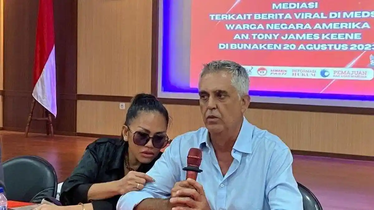 VIRAL WNA Asal Amerika Protes Pengeras Suara di Gereja Dengar Jumlah Uang dan Nama Orang di Manado