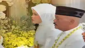 Sosok-pengusaha-kaya-raya-menikahi-gadis-19-tahun-di-Jepara.jpg