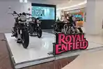 3-produk-unggulan-Royal-Enfield-hadir-di-Sun-Plaza-Medan-hingga-7-April-2024.jpg