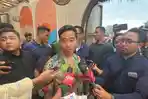 Cawapres-Gibran-Bicara-soal-Keputusan-Mahfud-MD-Mundur-dari-Menkopolhukam.jpg