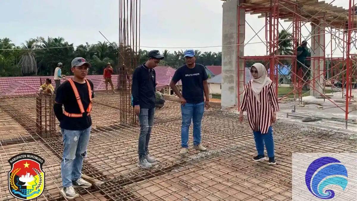 Wakil Bupati Mukomuko Tinjau Pembangunan Rumah Sakit Pratama di Ipuh