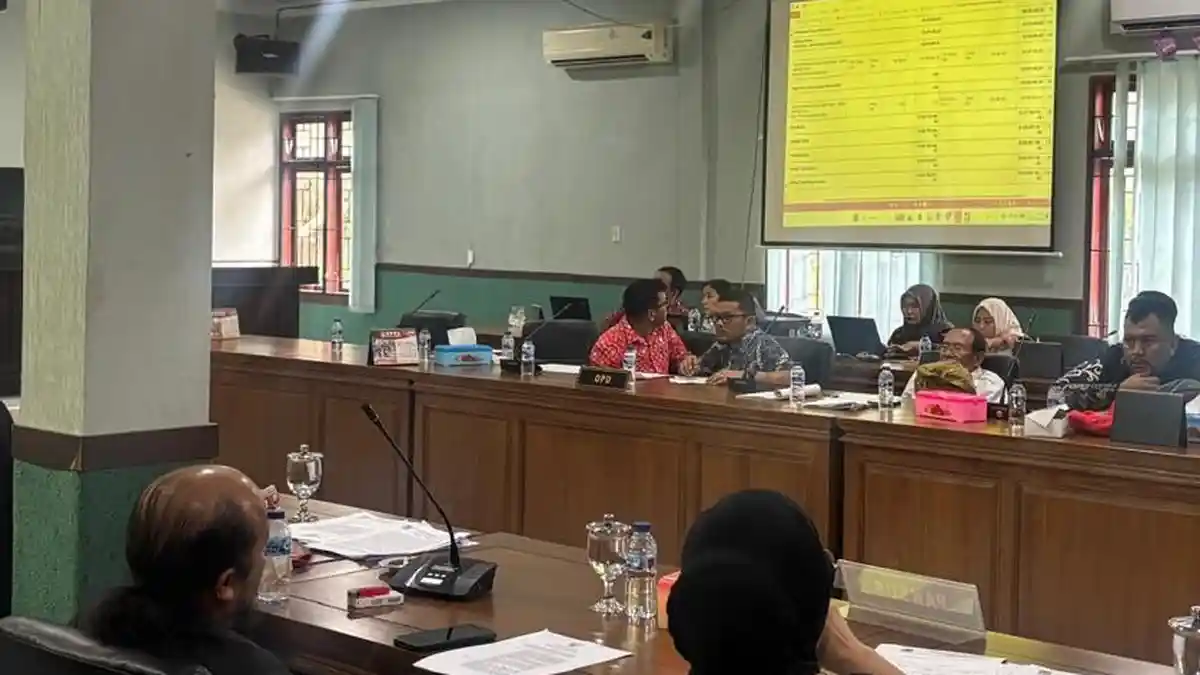 Dicecar Pansus DPRD, Plt BPKPD Siantar Bantah Mark Up Pembelian Rumah Singgah