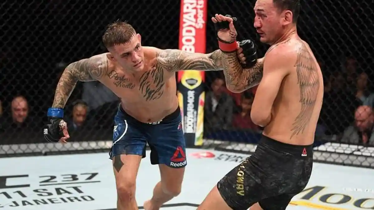 Negosiasi Kontrak Dustin Poirier Berjalan Alot, Duel Melawan Conor McGregor Batal?