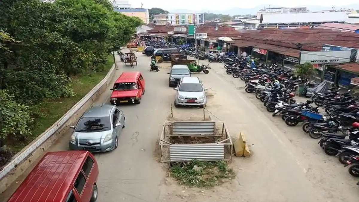 Update Proyek Drainase di Jalan Perintis Bukittinggi, Erman Safar Sebut Pihaknya Tekan Kontrak Baru