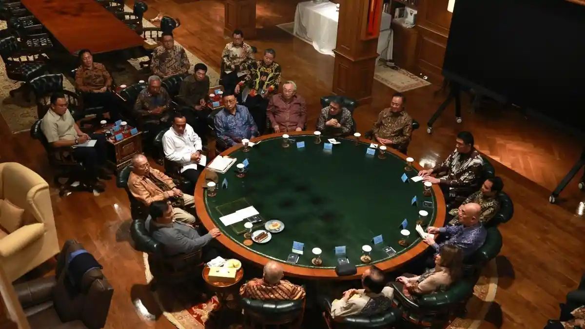 Bertemu di Hambalang, Anggota APINDO Sampaikan Masukan ke Prabowo