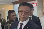 Menteri-Luar-Negeri-RI-Sugiono-di-Kompleks-Parlemen-320.jpg