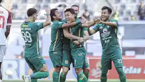 Persebaya-Surabaya-vs-PSM-Makassar.jpg