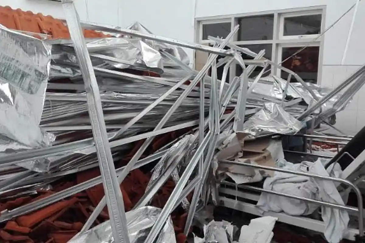 Detik-detik Ambruknya Paviliun Saraf RSAL Dr Ramelan Surabaya, Ini Nasib 8 Pasien yang ada di Dalam