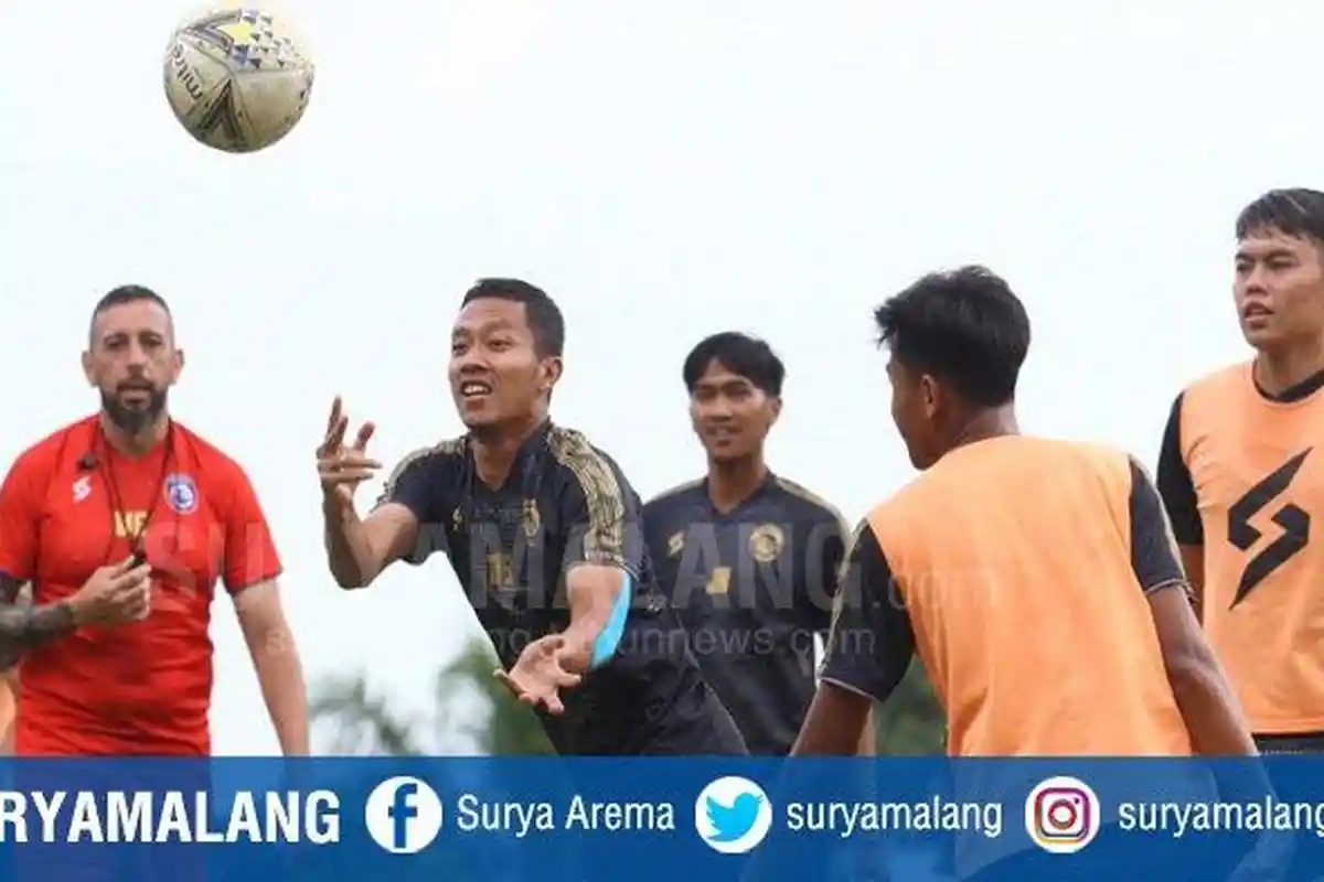 Berita Arema Hari Ini 10 September Populer: Daftar Pemain Absen di Laga Uji Coba Lawan Tim PON Jatim