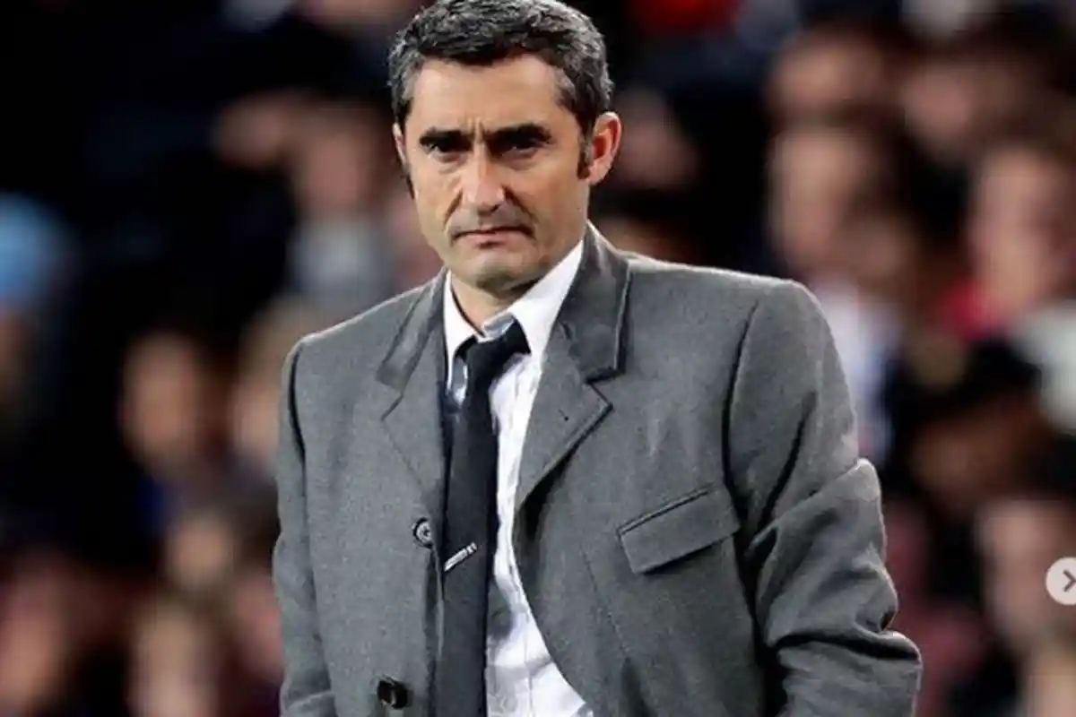 Jelang Lawan Lyon, Pelatih Barcelona Bantah Klubnya Bermain secara Bertahan