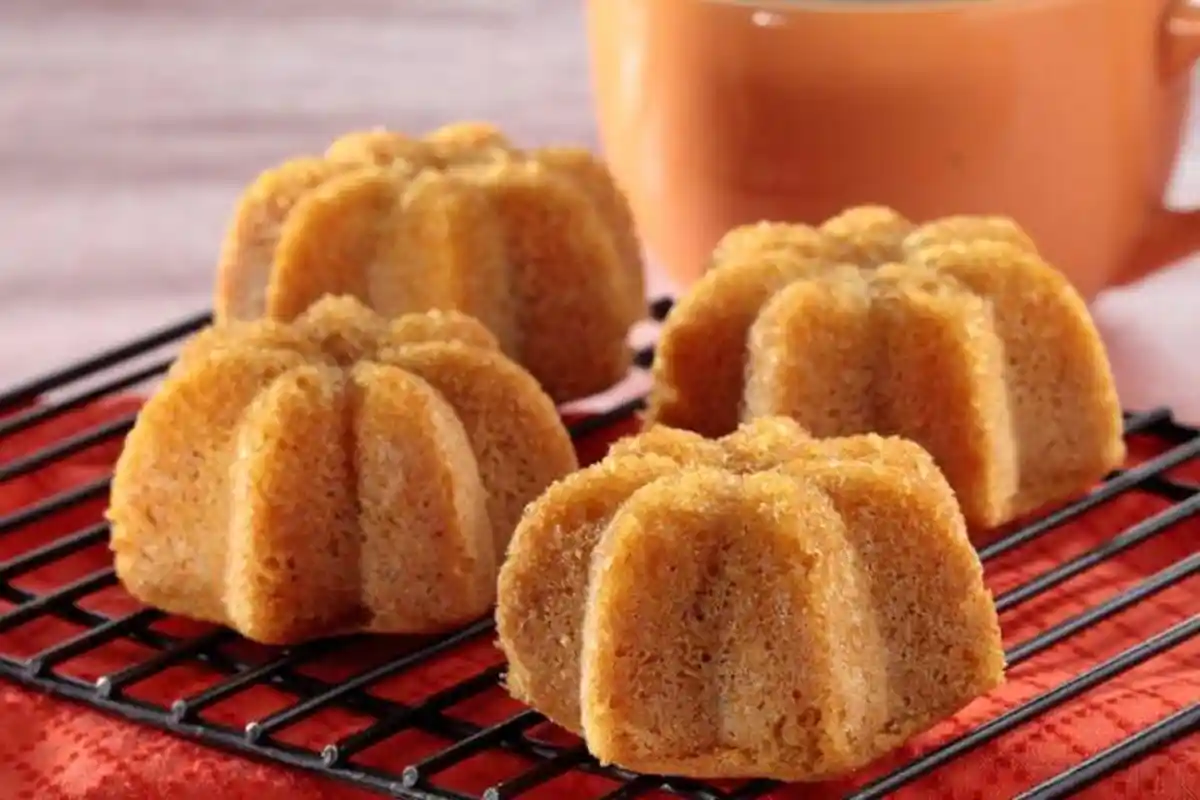 Resep Membuat Kue Bolu Sakura Durian yang Lembut, Simak Tips Agar Kukusannya Matang Sempurna