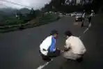 Olah TKP Kecelakaan Maut di Puncak